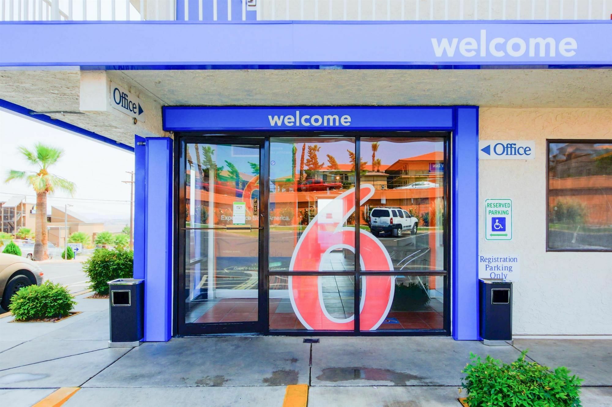 Motel 6 Saint George, Ut Eksteriør billede
