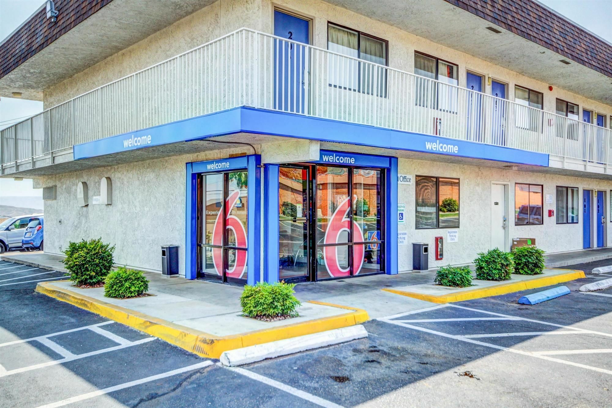 Motel 6 Saint George, Ut Eksteriør billede